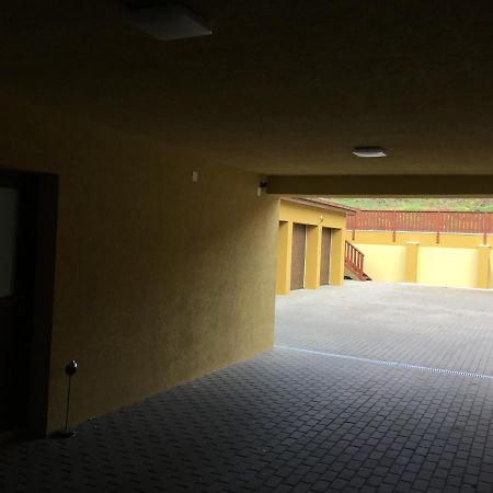 Balance Apartman Eger Bagian luar foto
