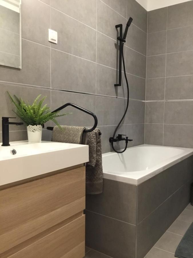 Balance Apartman Eger Bagian luar foto