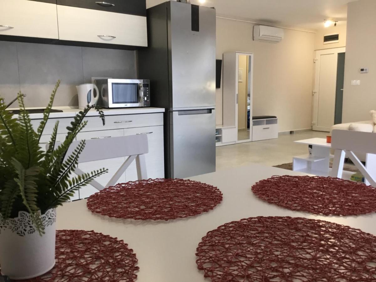 Balance Apartman Eger Bagian luar foto